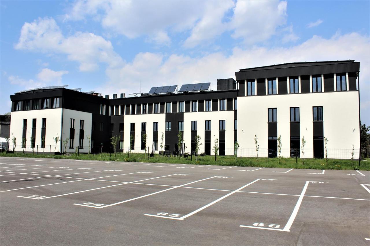 Vanta Business Center Скавіна Екстер'єр фото