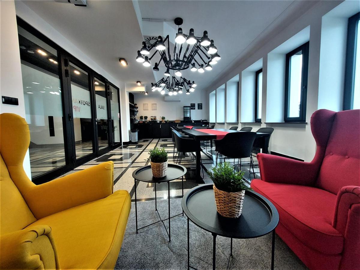 Vanta Business Center Скавіна Екстер'єр фото