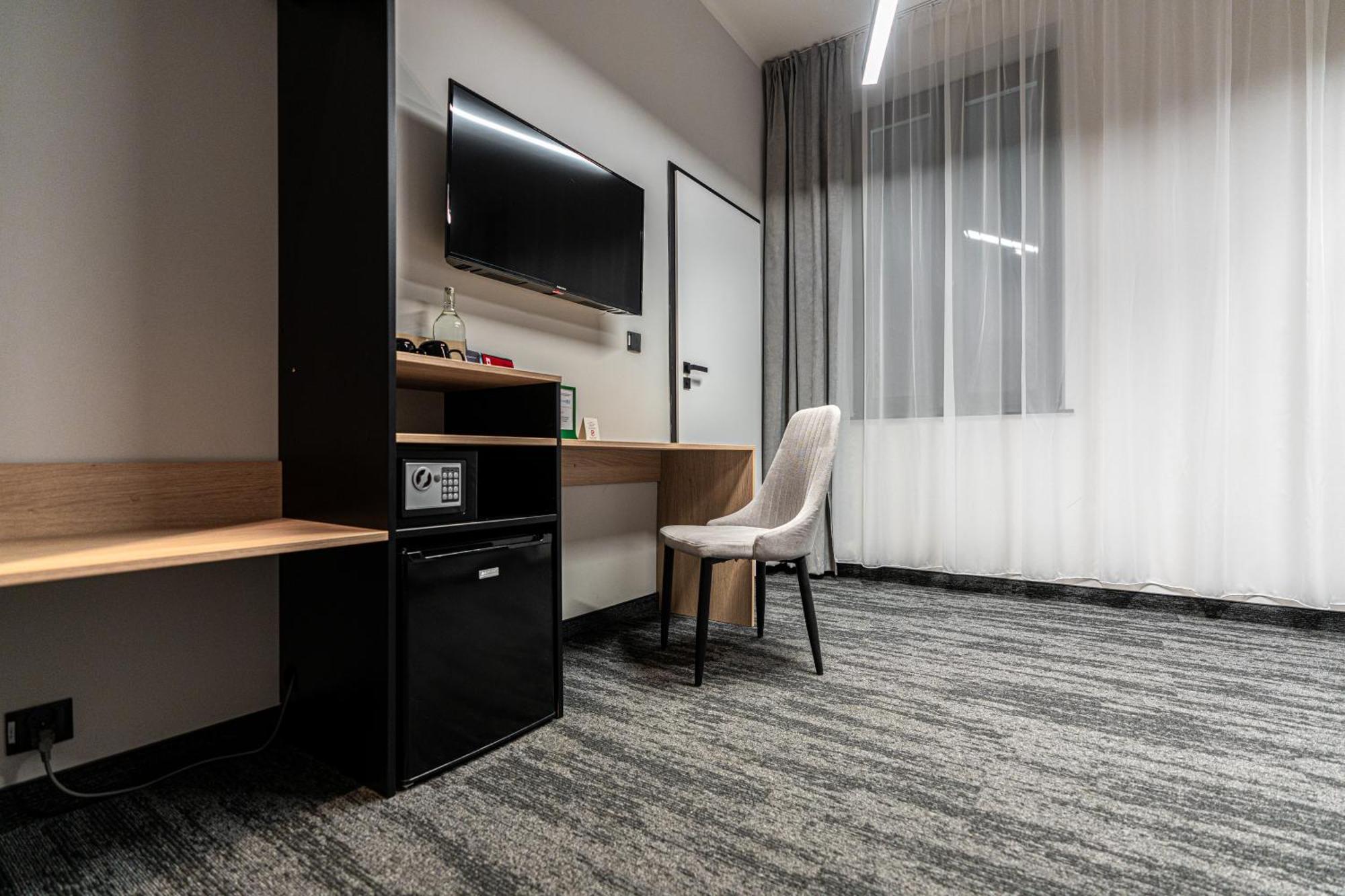 Vanta Business Center Скавіна Екстер'єр фото